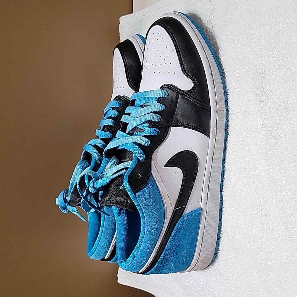 Air Jordan 1 low black laser blue and white size 12 men